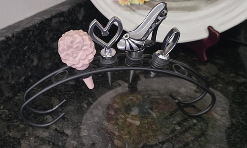 Decorative wine bottle stopper - decorative,